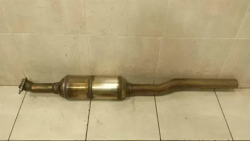 BMW X1 (F48) BMW X1 F48 Catalytic Convertor 9470680 Catalytic Converter DPF Particulate Filter B38C Body type: SUV
Fuel: Petrol