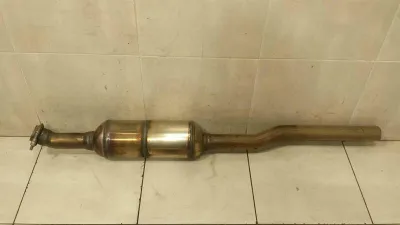 BMW X1 F48 Catalytic Convertor 9470680 Catalytic Converter DPF Particulate Filter B38C