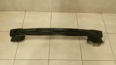 Mercedes C Class W205 Aizmugurējā bufera sija A2056100014 Aizmugurējā bufera turētājs..