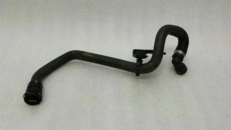 Land Rover Range Rover Evoque 2019-... Land Rover Evoque 2.2 TD Cooling Pipe BJ32-8274-AA Coolant Hose Pipe