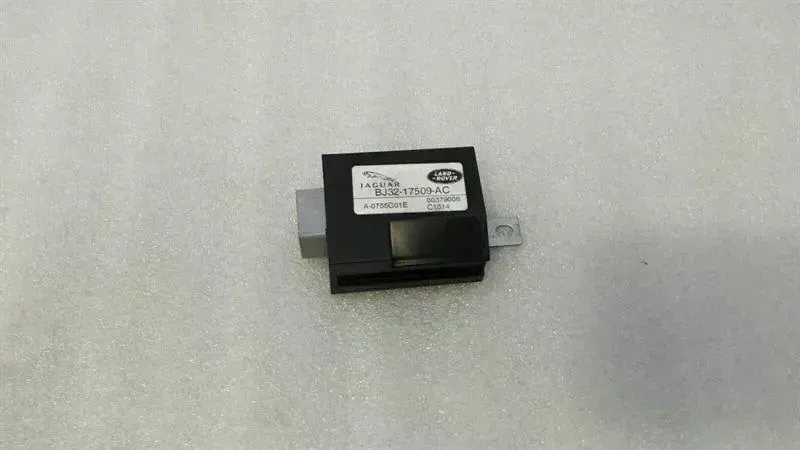 Land Rover Range Rover Evoque 2019-... Land Rover Evoque Wiper Motor Module BJ32-17509-AC Wiper Module Control Unit