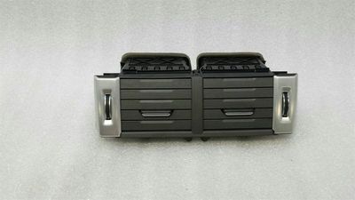 Land Rover Evoque 2.2 TD gaisa ventilācijas atvere BJ32-014L21-AB ventilācijas sprauslas ventilācijas režģis