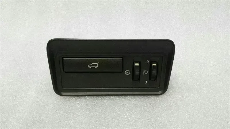Land Rover Range Rover Evoque Land Rover Evoque 2.2 TD Boot Opener Switch BJ32-11654-AB Tailgate Switch Body type: SUV
Fuel: Diesel