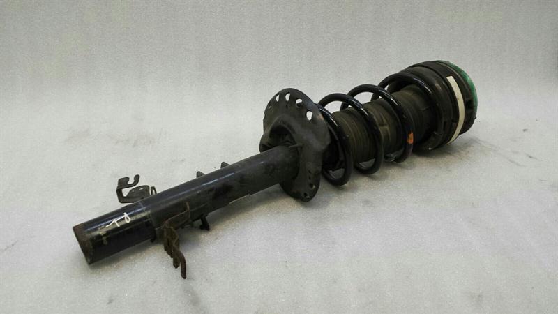 Land Rover Range Rover Evoque 2019-... Land Rover Evoque left shock absorber rear LR024438 shock absorber rear left