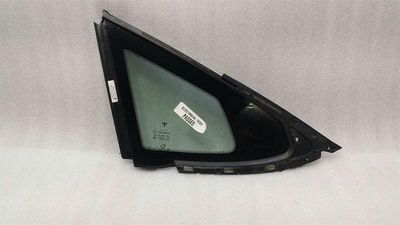 Tesla Model S 75 Lewy Tył 1/4 Szkło 1051820-99-A Panel drzwi 1/4 Tył Lewy