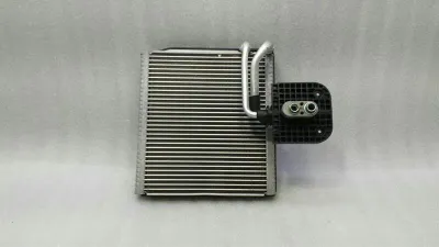 Радиаторный кондиционер Tesla Model S 75 A/C Cooler