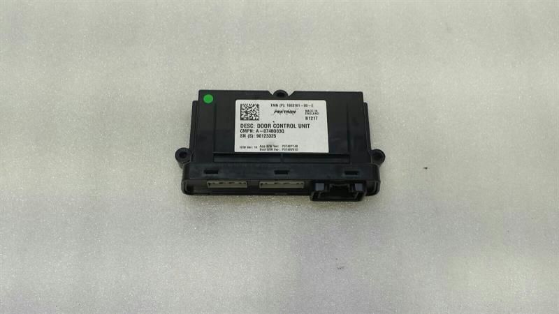 Tesla Model S 75 Front Door Module 1003101-00-E Door Control Unit Front