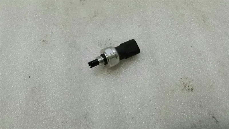 Tesla Model S 75 A/C Sensor 1008516-00-B Climate Sensor