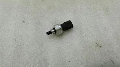 Czujnik klimatyzacji Tesla Model S 75 1008516-00-B Czujnik klimatu