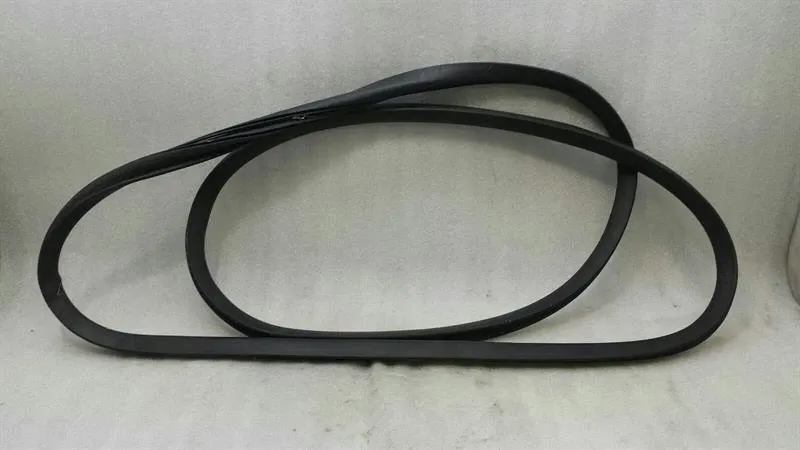 Tesla Model S 75 Boat Lid Seal Tailgate Seals