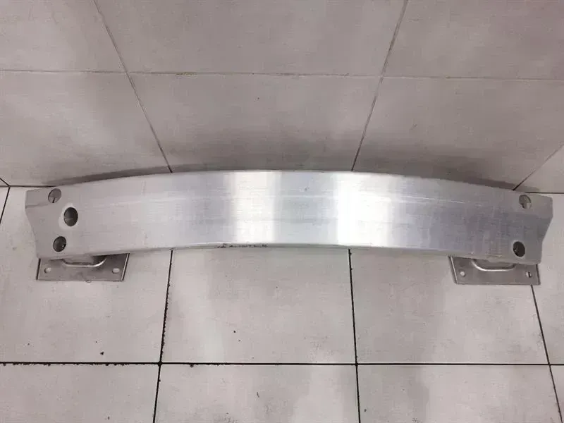 Tesla Model 3 Tesla Model 3 Long Range Rear Bumper Beam 1530484-99-B Rear Bumper Carrier Body type: Hatchback
Fuel: ELECTRIC