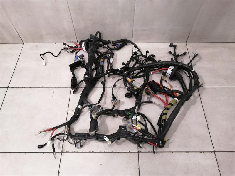 Tesla Model 3 Tesla Model 3 RWD Front Body Wiring 1567964-08-B Front Wiring Harness Body type: Hatchback
Fuel: ELECTRIC