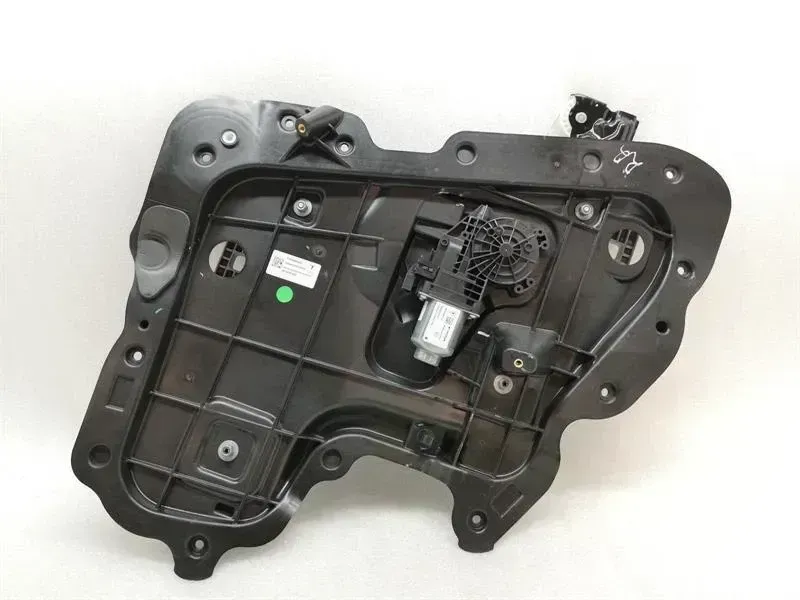 Tesla Model 3 Tesla Model 3 Long Range RRH Door Winder 1616445-99-A Window Regulator Rear Right Body type: Hatchback
Fuel: ELECTRIC