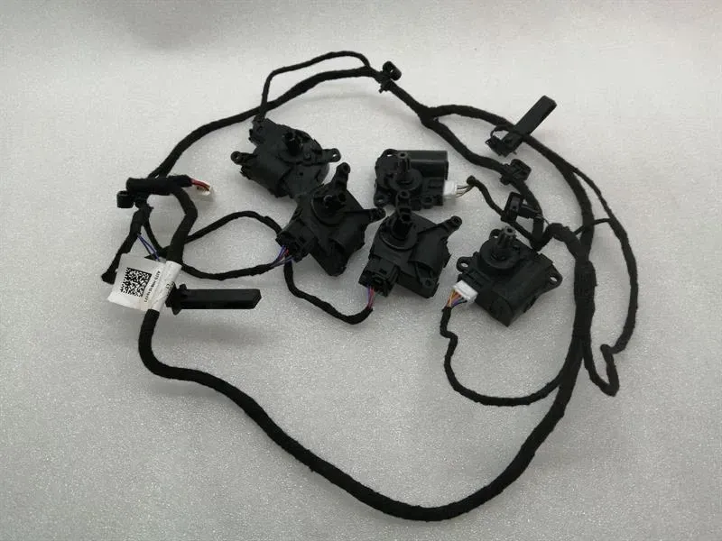 Tesla Model 3 Wiring Loom Tesla Model 3 HVAC Actuator Kit 1107674-00-A Wi...