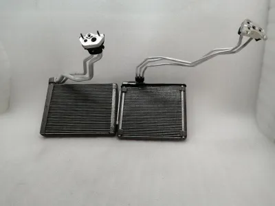 TESLA MODELL 3 LÅNG RÄCKVIDD VÄRMARE MATRIX HÖGERDRIVNING RHD