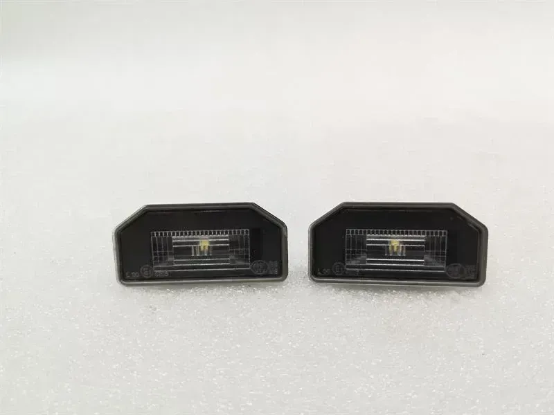 Tesla Model 3 Tesla Model 3 Long Range Number Plate Light 1449730-00-B License Plate Light Body type: Hatchback
Fuel: ELECTRIC