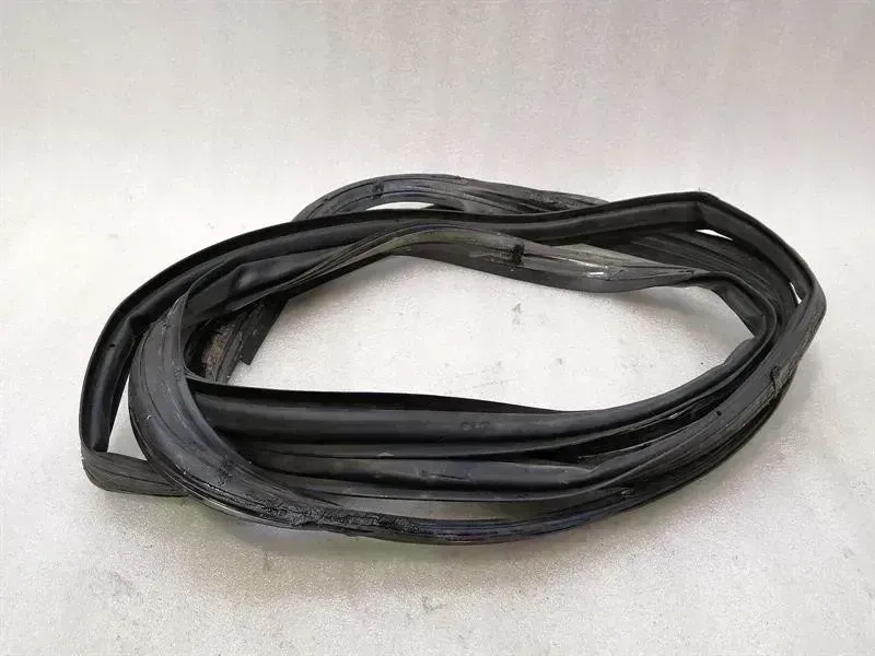 Tesla Model X Door Seal Tesla Model X 75D RLH Door Seal 1032469-75-C Do...