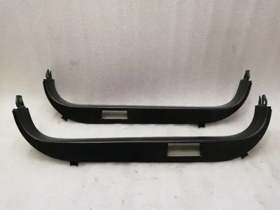 Zestaw progów drzwi Tesla Model X 75D 1059958-00 Zestaw progów drzwi