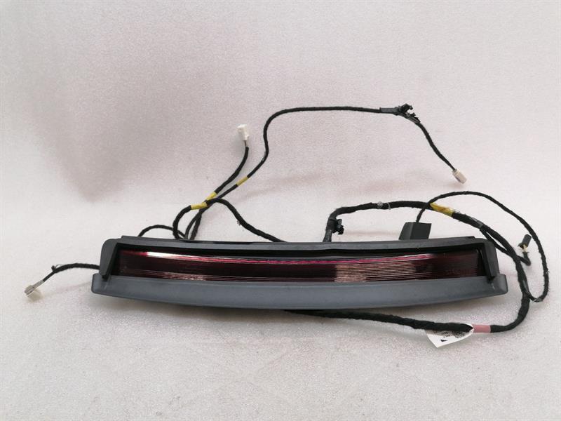 Tesla Model 3 Stop Light Tesla Model 3 Long Range Stop Light 1077405-00-...