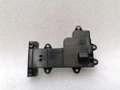 Tesla Model X 75D FRH Türmodul 1045354-00-B Türsteuergerät vorne rechts