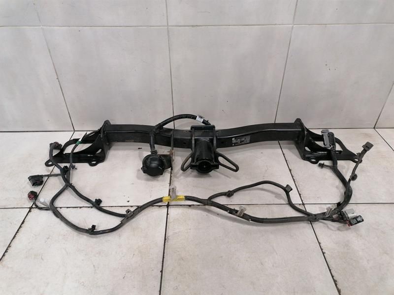 Tesla Model 3 Long Range Towbar 1137916-00-B Towbar Ball Rod