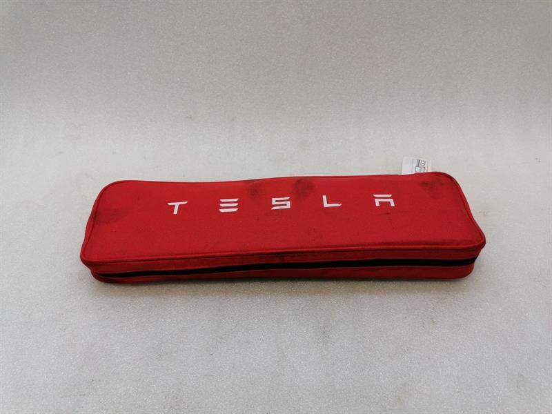 Tesla Model 3 SAVER KIT TESLA MODEL 3 LONG RANGE SAVER KIT 1475076-00-C...