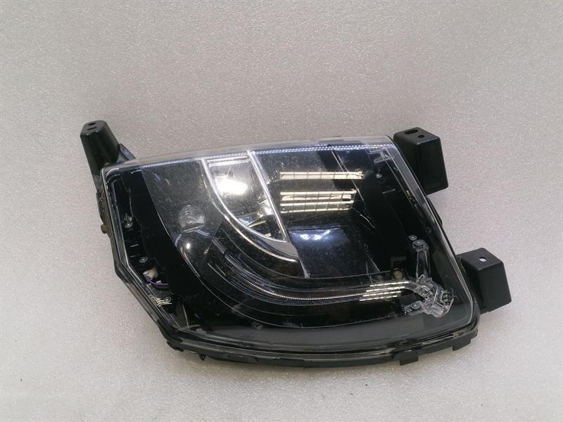 Tesla Model S Left Front Foglamp Tesla Model S 100D Left Front Foglamp 00140148-...