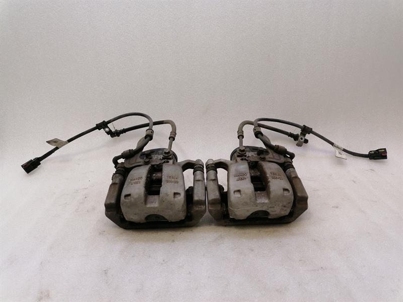 Tesla Model 3 Brake caliper Tesla Model 3 Long Range Rear Brake Caliper 104...