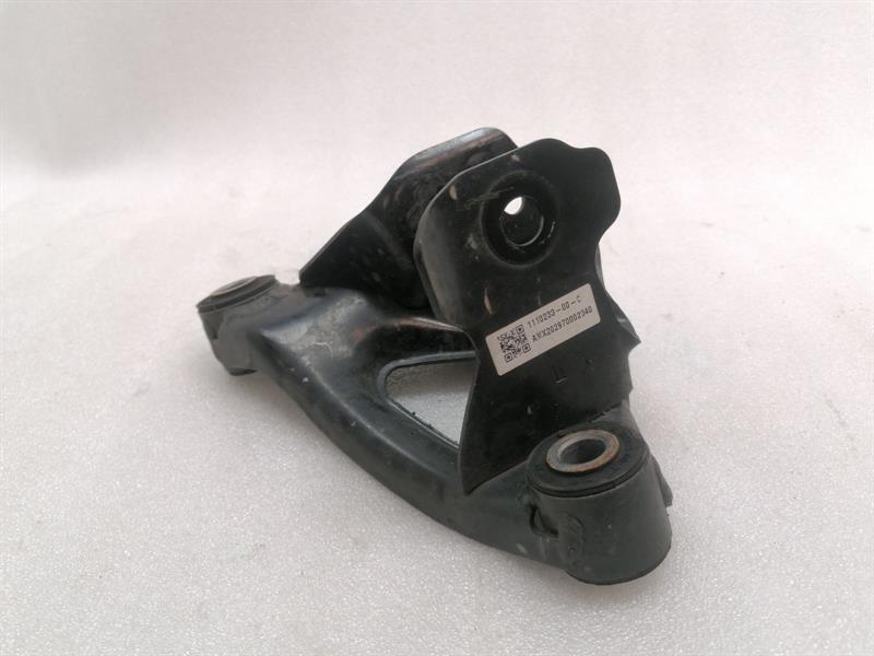 Tesla Model 3 Tesla Model 3 Long Range Holder Bracket 1110233-00-C Holder Strap Body type: Hatchback
Fuel: ELECTRIC