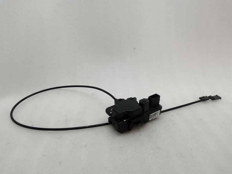 Tesla Model S Door lock Tesla Model S 100D RRH Door Lock 6008914-99-D D...