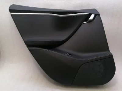 Tesla Model S 100D Türkarte hinten links 6006133-49-L Türverkleidung hinten links
