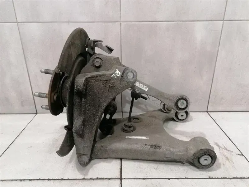 Tesla Model S Left Rear Hub Tesla Model S 100D Left Rear Hub 1058539-00-B W...