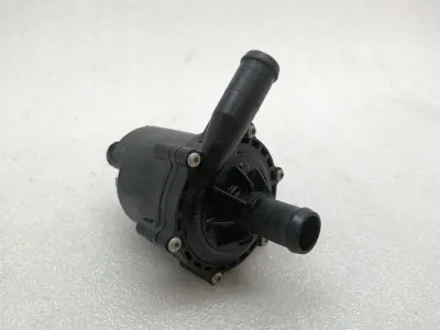 Tesla Model S 100D extra kylpump 1067473-00-H kylvätskepump