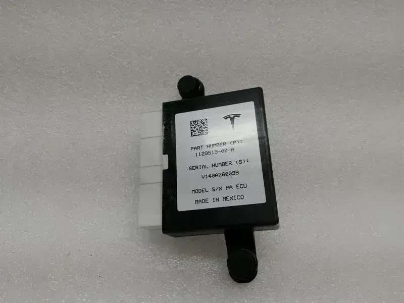 Tesla Model S Electronic module Tesla Model S 100D Electronic Module 1129519-00...