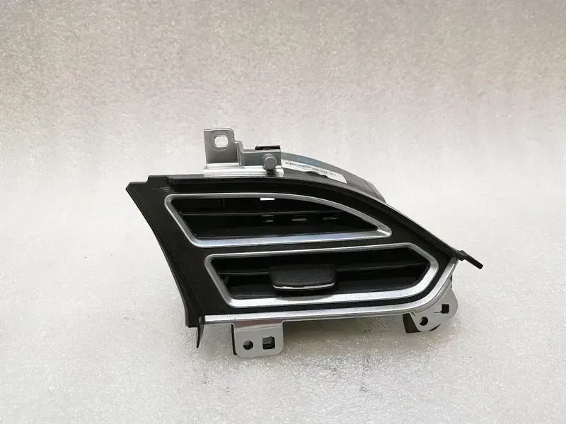 Tesla Model X 2015-... TESLA MODEL X P100D Right Air vent 1023244-00-C RHD RIGHT HAND DRIVE
