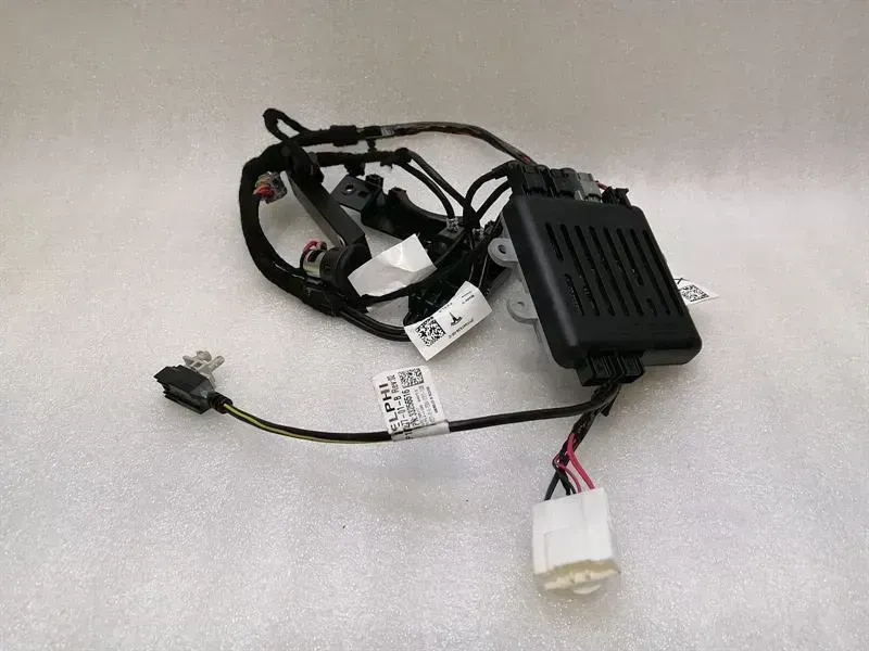 Tesla Model X 2015-... Tesla Model X P100D Wi-Fi USB module 1042829-00-F controller