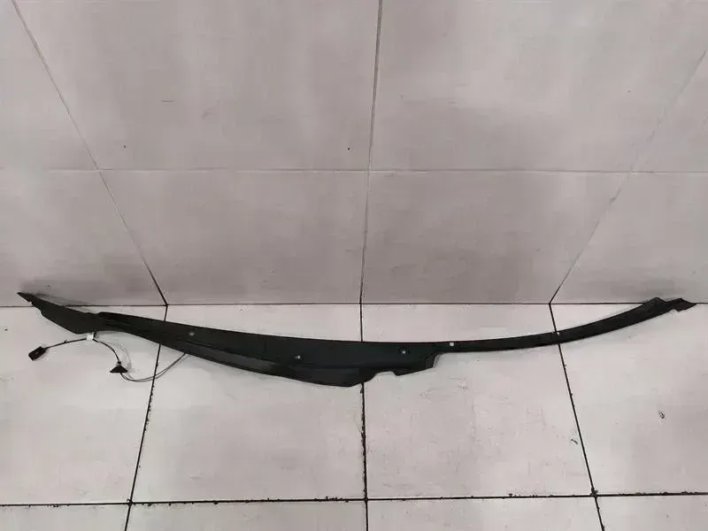Tesla Model X Tesla Model X P100D 1037559-00-D Left Rear Door Lock Sensor Pressure Holder Body type: Estate
Fuel: ELECTRIC