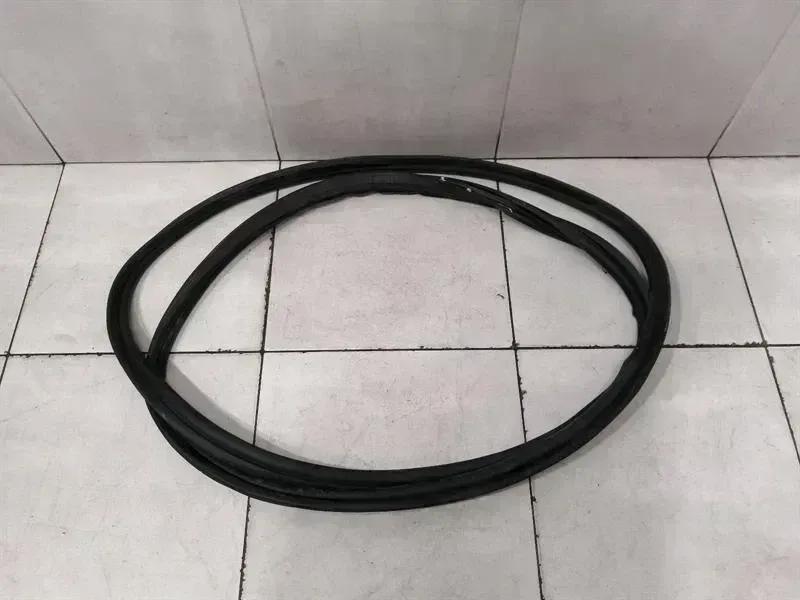 Tesla Model X Tesla Model X P100D Tailgate Seal 1033038-00-B Tailgate Seals Body type: Estate
Fuel: ELECTRIC