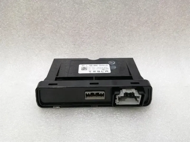 Tesla Model X 2015-... Tesla Model X P100D Park Brake Module 1007618-00-E Parking Brake Control Unit