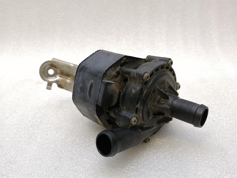 Tesla Model X Tesla Model X P100D Additional Cooling Pump 1054529-00-F Coolant Pump Pump Body type: Estate
Fuel: ELECTRIC