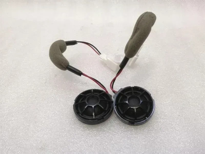 Tesla Model X 2015-... Tesla Model X P100D Tweeter Speaker Set 1050724-00-A Speaker Set