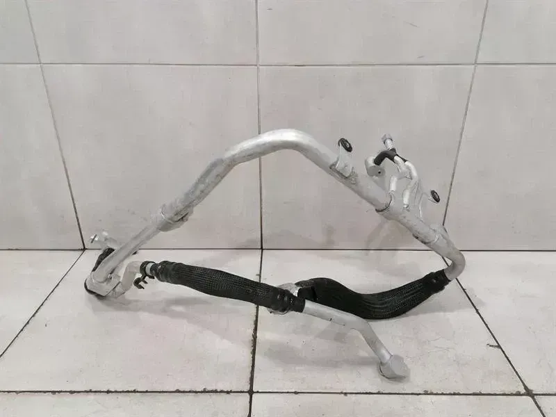 Porsche Taycan Porsche Taycan 9J A/C pipe 9JA816112B air conditioning line air conditioning kit Body type: Hatchback
Fuel: ELECTRIC