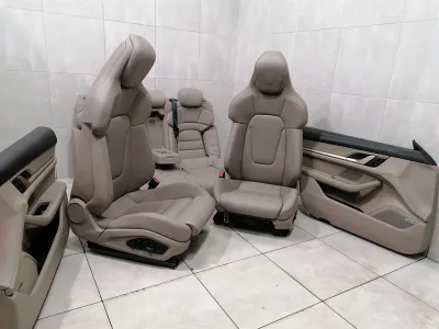 PORSCHE TAYCAN 9J EKSKLUZĪVI KLUBĀ ĀDAS SĒDEKĻI 18 VIRZIENU SPORTA SĒDEKĻI TAYCAN ĀDAS SĒDEKĻI