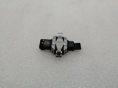 PORSCHE TAYCAN 9J Сензор 81A955547A СЕНЗОР ЗА ДЪЖД СЕНЗОР ЗА ДЪЖД