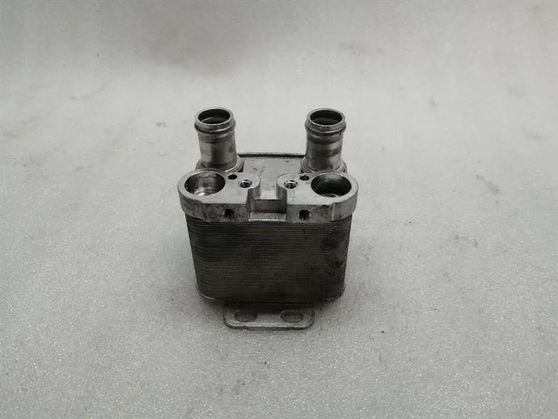 Porsche Taycan 9J Heat Exchanger 9J1816115 Heat Exchanger