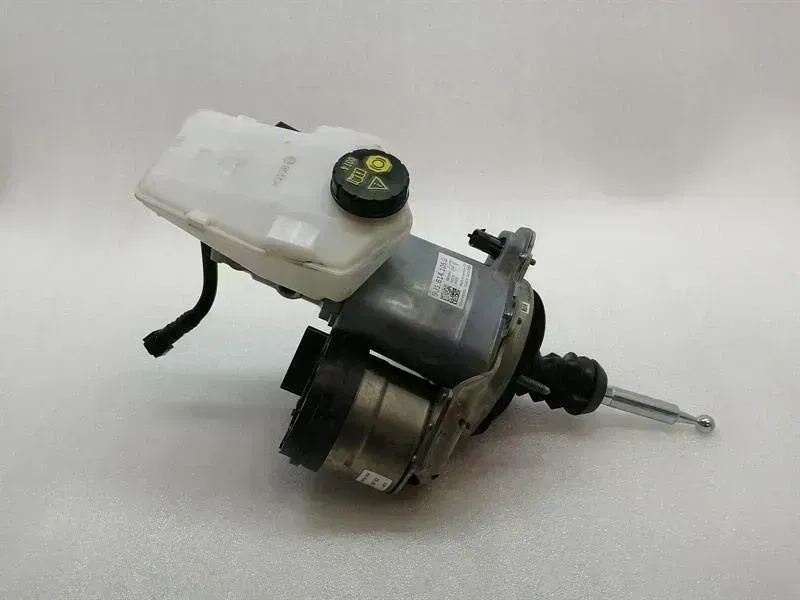 Porsche Taycan Porsche Taycan 9J Brake Servo 9J1614105G Brake Booster iBooster Body type: Hatchback
Fuel: ELECTRIC