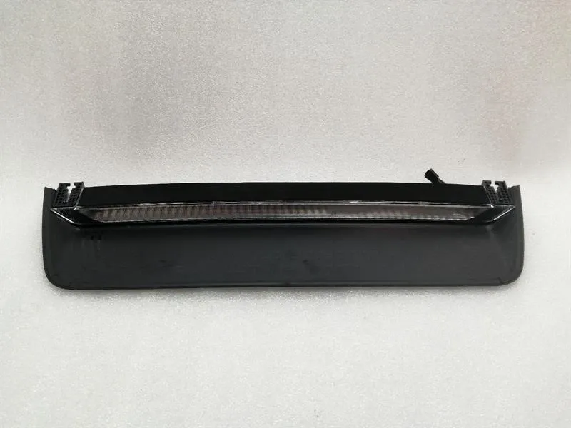Porsche Taycan 9J stop/brake light 9J1945211D brake light