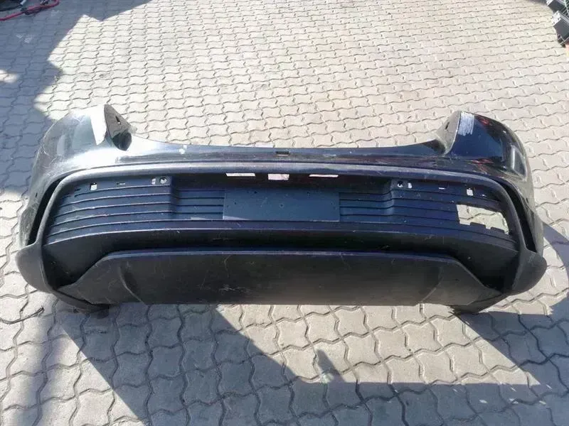 Porsche Taycan PORSCHE TAYCAN 9J Rear Bumper 9J0807421E Hinten Stoßstange Sport Turismo Body type: Hatchback
Fuel: ELECTRIC