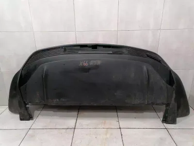 Porsche Taycan 9J Zderzak tylny 9J1807983F Dyfuzor zderzaka tylnego
