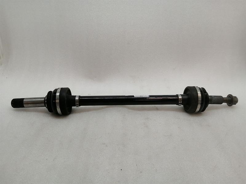 Porsche Taycan Porsche Taycan 9J drive shaft rear right 9J1501202A rear right drive shaft Body type: Hatchback
Fuel: ELECTRIC